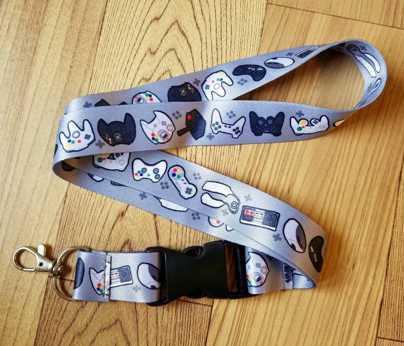 Game Controller Lanyard Id Badge Holder - Lobster Verschluss Und Clip Game Controller Lanyard Id Badge Holder - Lobster Verschluss Und Clip von oxygenimpulse
