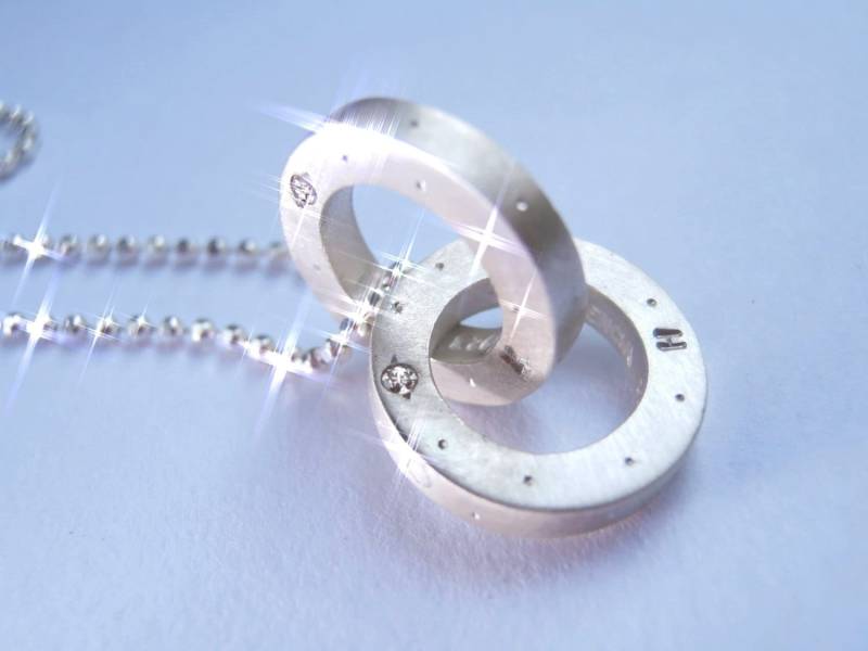 Initialen Linked Freundschaft Silber Und Diamanten Halskette von pablovalencia