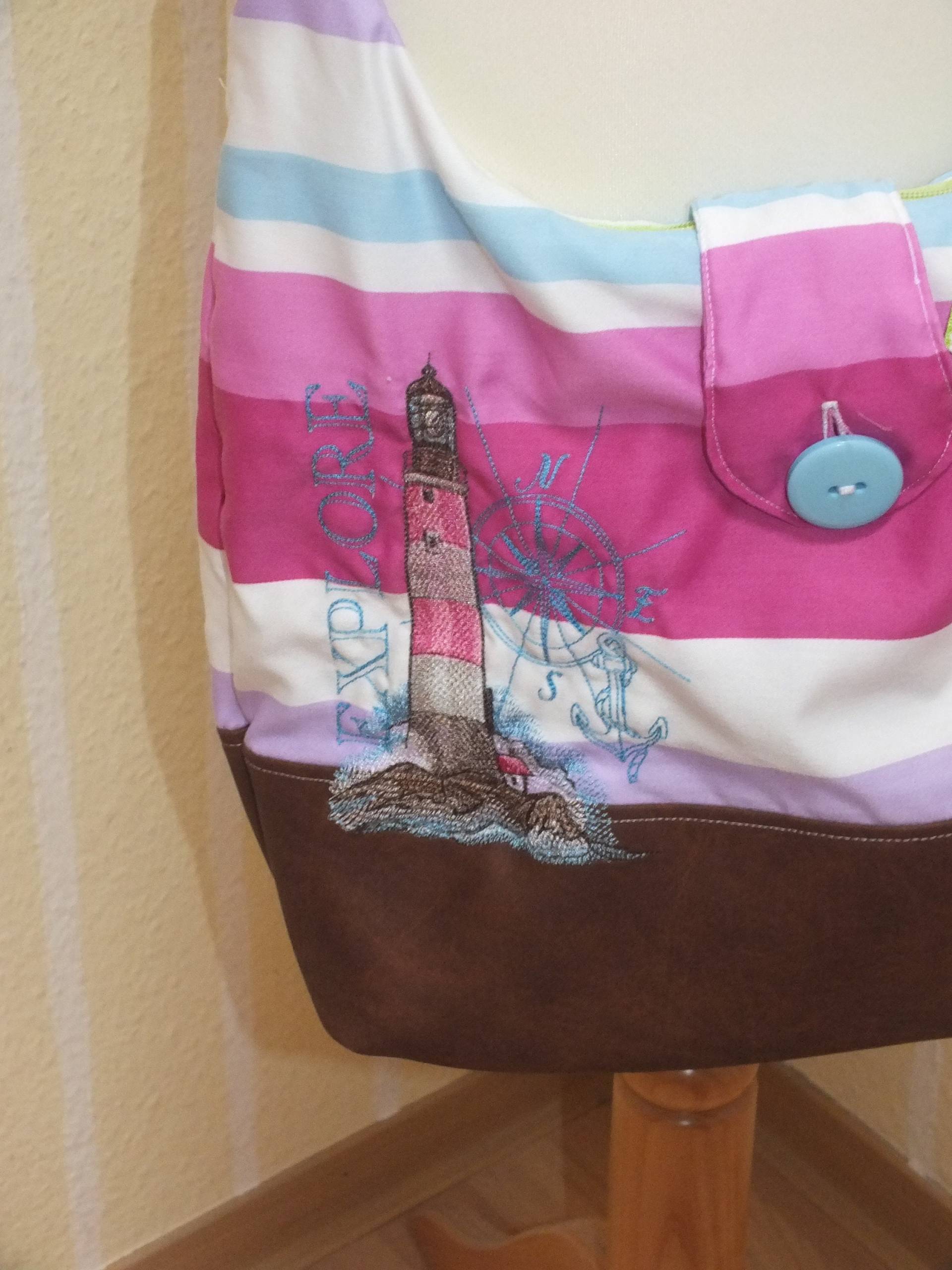 Schön Bestickte Umhängetasche Für Damen Mit Motiv "Leuchtturm", Art-Nr 185 Schön Bestickte Umhängetasche Für Damen Mit Motiv "Leuchtturm", Art-Nr 185 von padermamoda