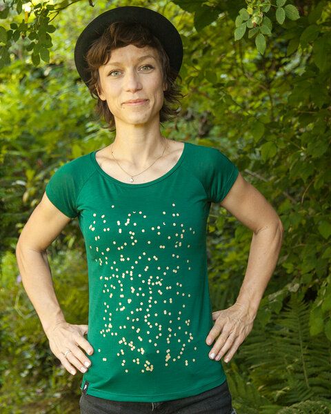 päfjes Goldenes Konfetti - Fair gehandeltes Frauen T-Shirt mit TENCEL Lyocell päfjes Goldenes Konfetti - Fair gehandeltes Frauen T-Shirt mit TENCEL Lyocell von päfjes