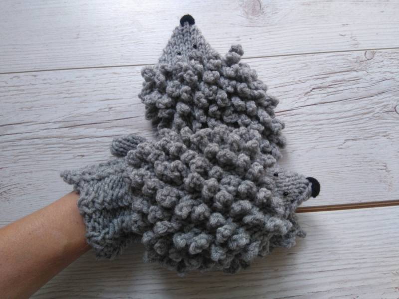 Gestrickte Igel Handschuhe Graue Neuheit Handschuhe, Damen Medium von paintcrochet