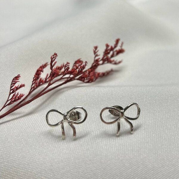 pakilia Ohrstecker "Moñito sorpresa" von pakilia