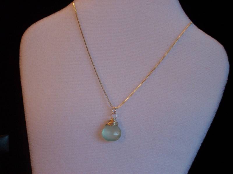 Aqua Chalzedon Briolette Halskette Aqua Chalzedon Briolette Halskette von pamshaffer