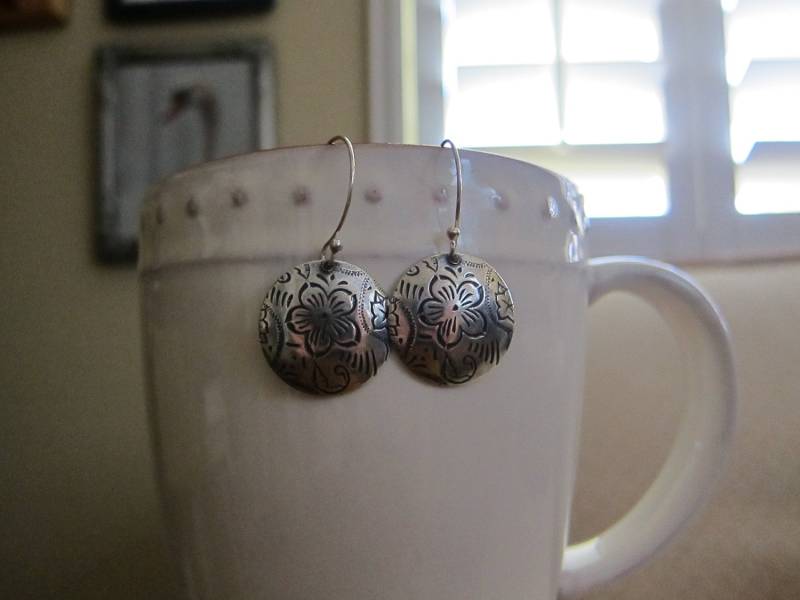 Silber Ohrringe Platte Geätzt Silber Ohrringe Platte Geätzt von pamshaffer