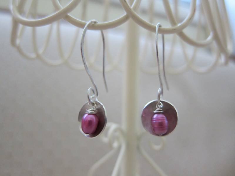 sterling Silber Scheibe Und Rosa Süßwasser Perle Ohrringe von pamshaffer