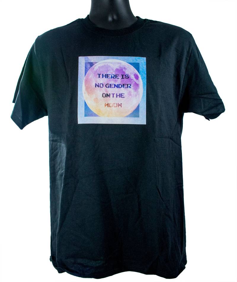 Kein Geschlecht Auf Dem Mond T-Shirt Kein Geschlecht Auf Dem Mond T-Shirt von pandyapparel