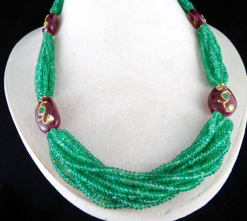 Seltene Smaragd Runde Perlen & Pink Turmalin Trockner Mit Diamanten Gelbgold Jadau Halskette von pansarijewels