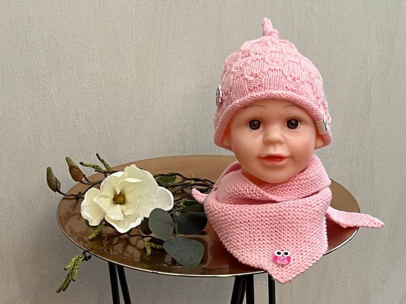 Baby-Garnitur ... Mützchen | Wahlweise Version + Dreieck-Schaltuch von paperandmorevonUte