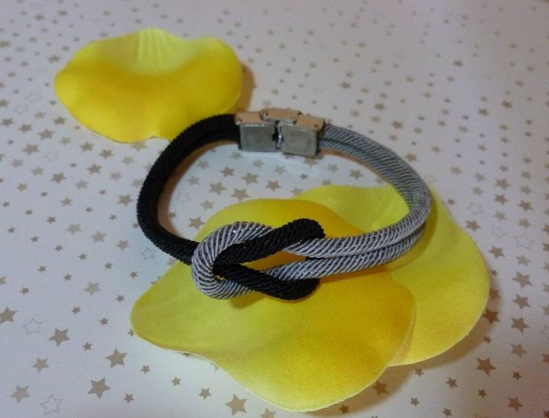 Paracord-Armband "Knoten" Zweifarbig ... Von Herren Und Damen Tragbar von paperandmorevonUte