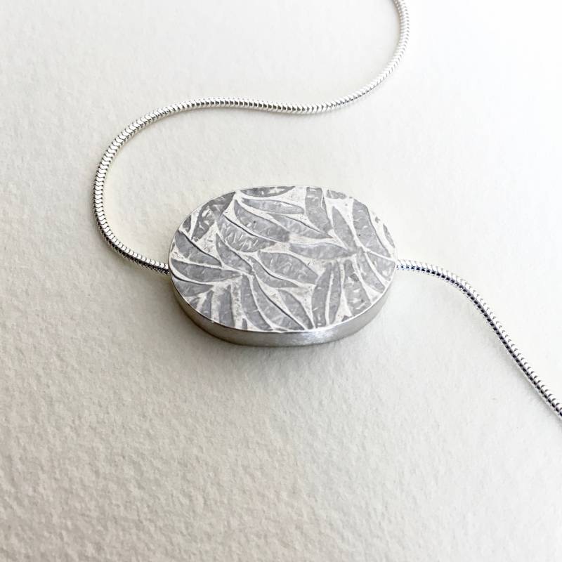 Größere Ovale Kette Wendbar Größere Ovale Kette Wendbar von papermetal