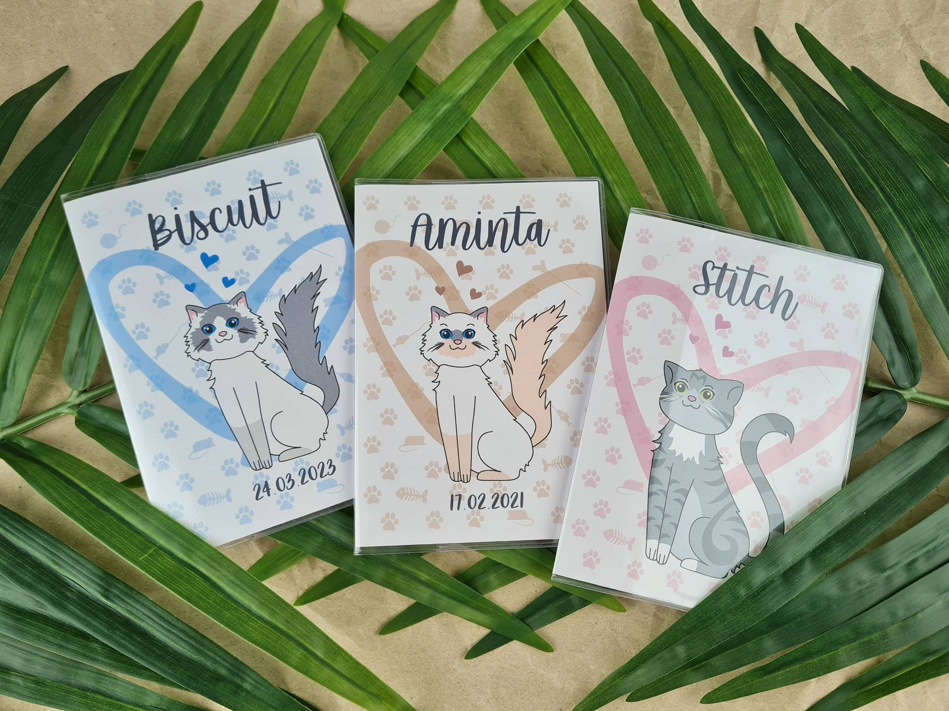Impfpasshülle Für Katzen, Personalisiert Mit Name & Geburtsdatum, Impfausweis, Eu Heimtierausweis Geschenkidee Katzenliebhaber Impfpasshülle Für Katzen, Personalisiert Mit Name & Geburtsdatum, Impfausweis, Eu Heimtierausweis Geschenkidee Katzenliebhaber von papierchenonlineshop