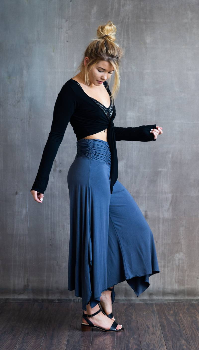 Schwarze Ballett Jacke Viskose Yoga Wrap Top von paramitadesign