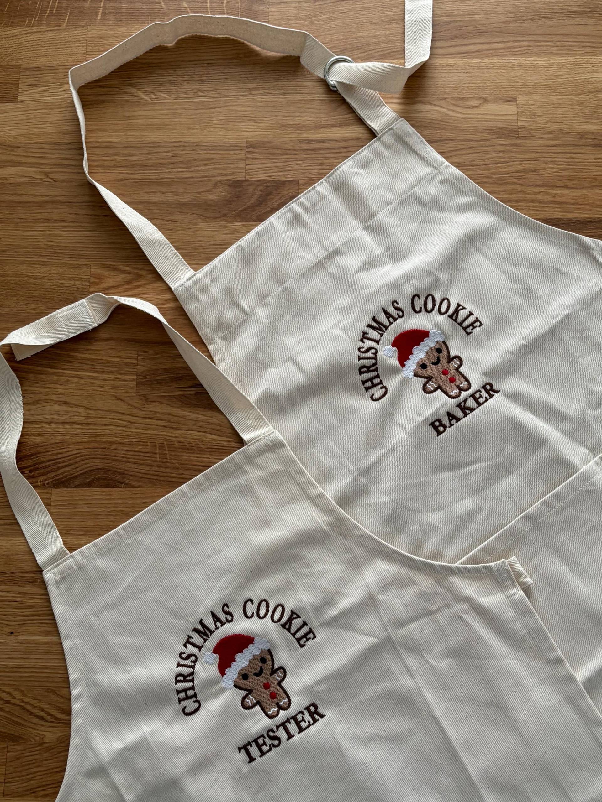 Bestickte Schürze Christmas Cookie Tester Und Baker Aus Fairtrade Bio-Baumwolle von partofd