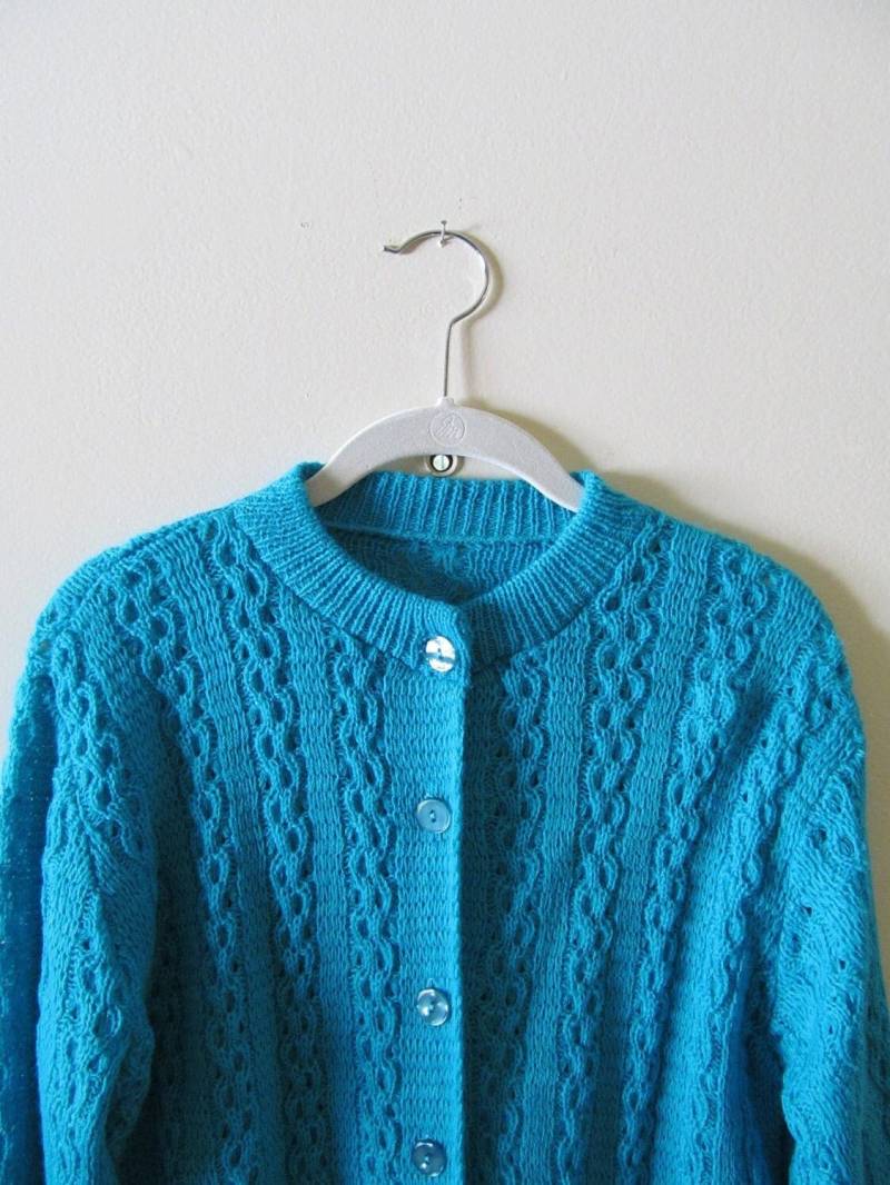 strickjacke Mit Zopfmuster M L 38 Büste strickjacke Mit Zopfmuster M L 38 Büste von pasadenavintage