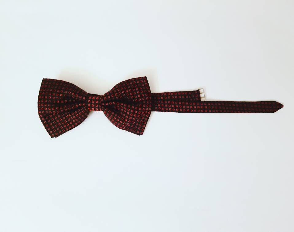 Schwarz-Rote Fliege Aus Reiner Seide von passatosetoso