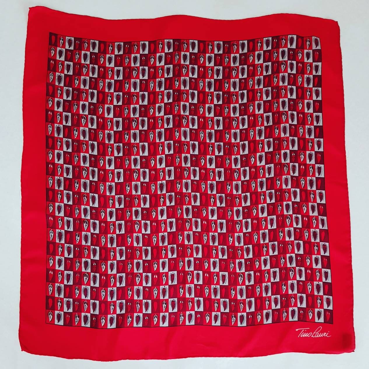 Tino Lauri Vintage-Schal Aus Reiner Seide von passatosetoso