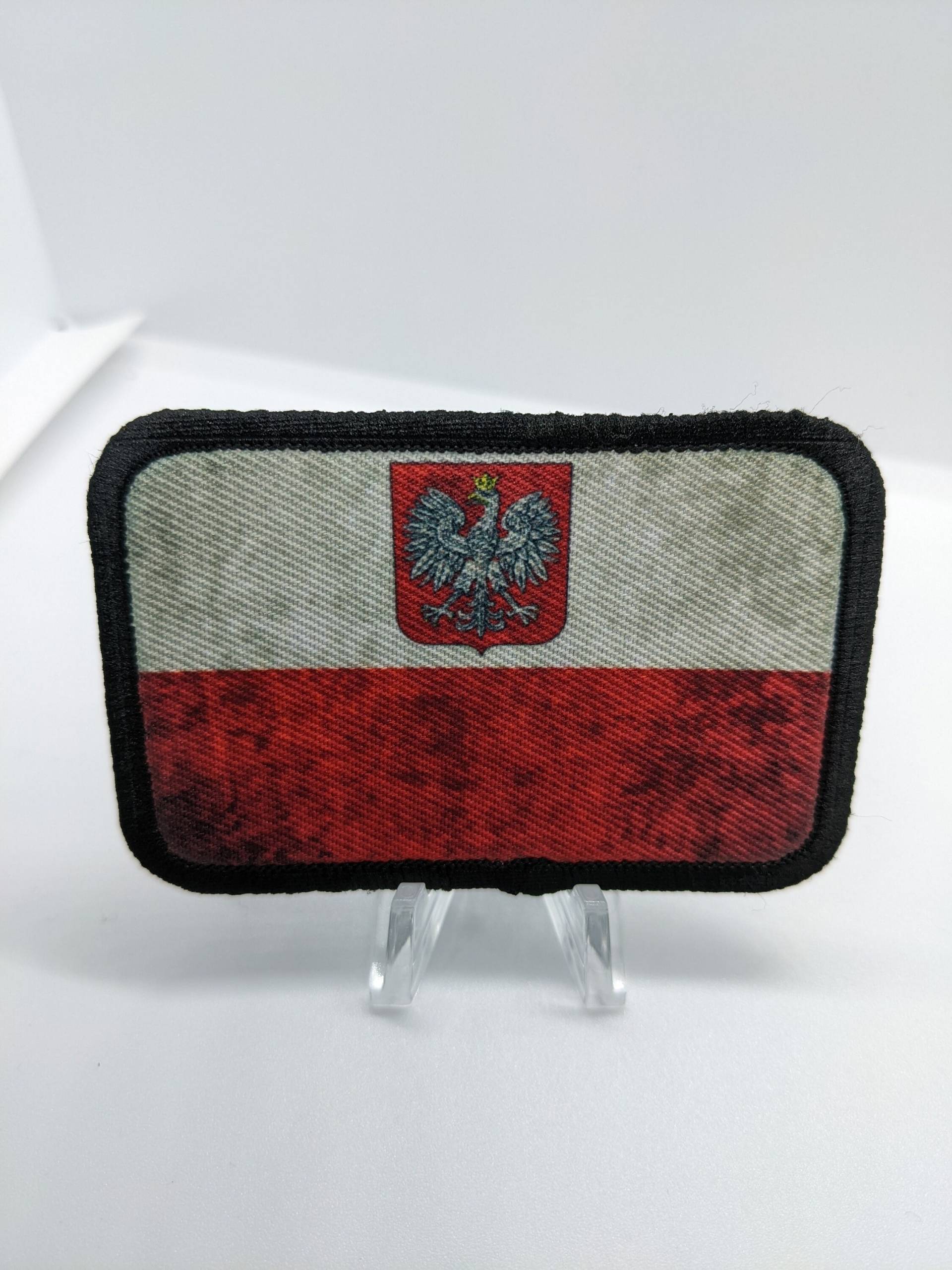 Beunruhigte Polen-Flagge Mit Wappen 2 "x 3 "Morale Patch Klettverschluss Auf Der Rückseite von patchesNplates