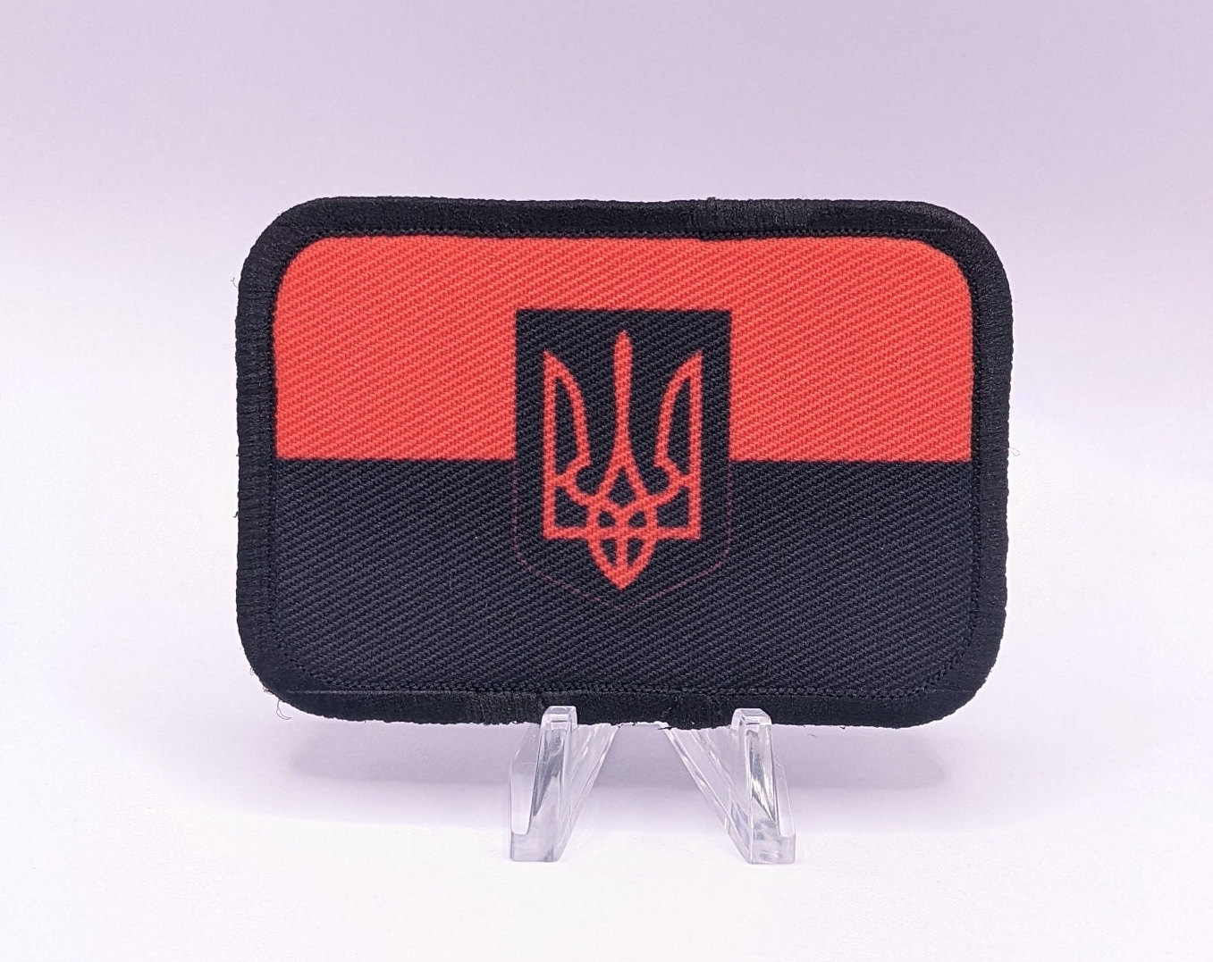 Rot Auf Schwarzem Trident Ukraine Flagge Militärstand Mit Der 2 "x 3 "Moral Patch Klettverschluss Rückseite von patchesNplates