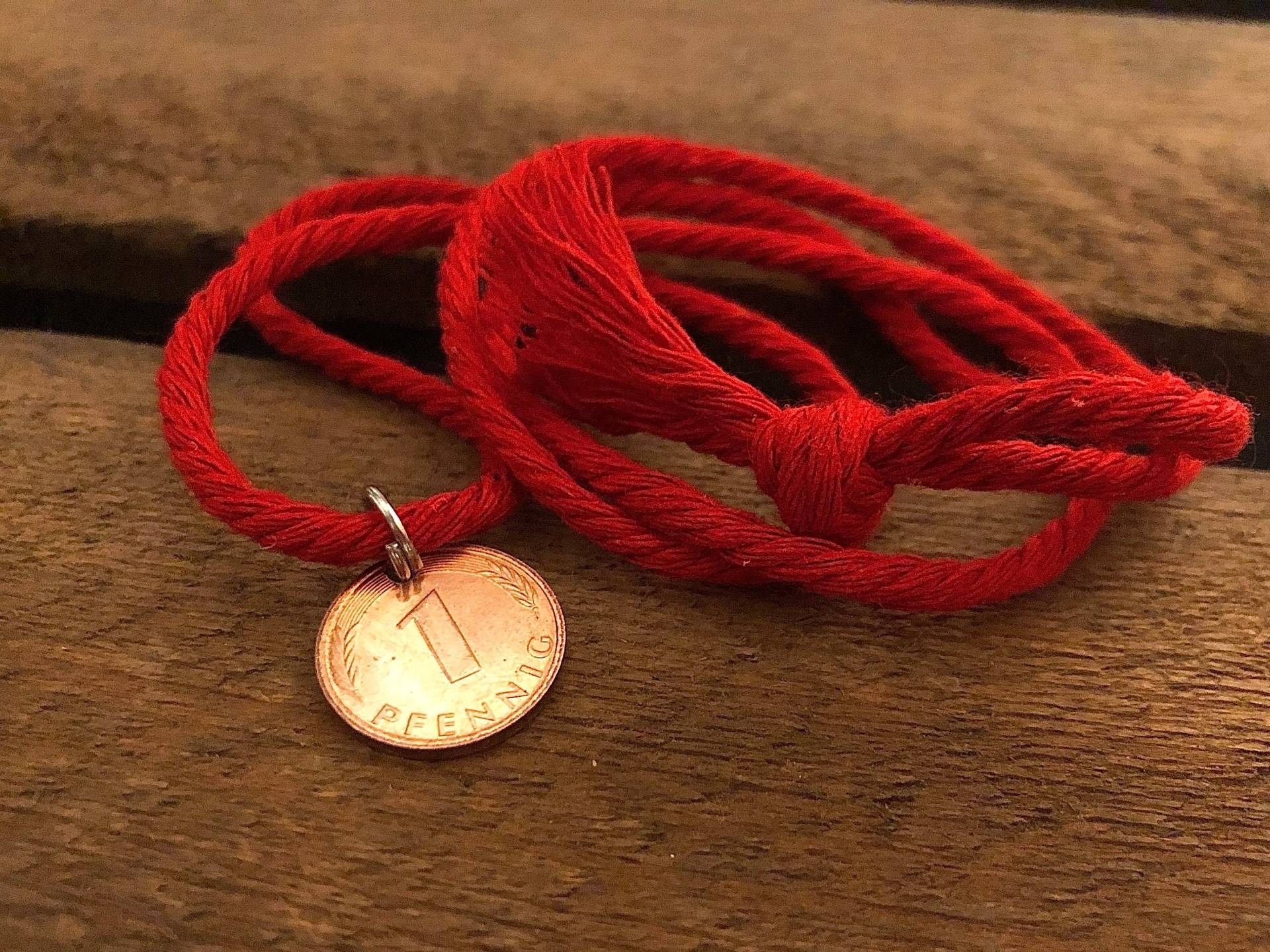 Halskette „1986 Pfennig" Für Mann & Frau - Replikat Zur Netflix Dark Serie, Fanartikel Handgefertigt Und Jeweils Ein Unikat von patrondesboesen