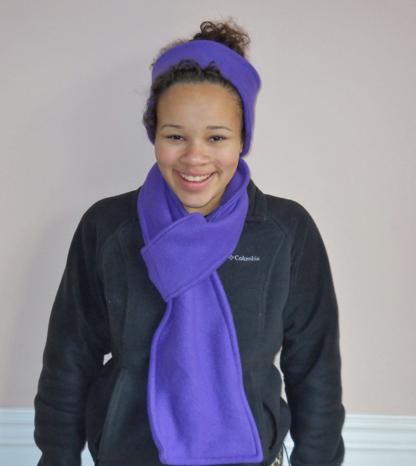 Lila Polarfleece Selbstbinder Schal Und Ohrenschützer Erwachsene Set. Erhellen Sie Ihr Outfit Halten Diesen Winter Warm. Doppellagiger von patscrafts