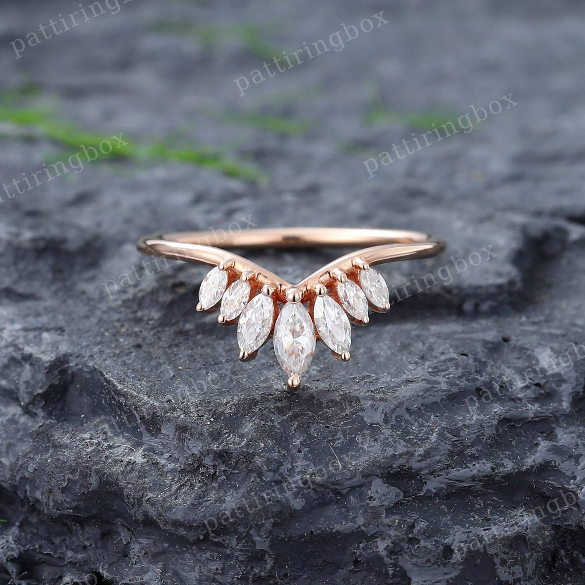 Einzigartiger Marquise Schliff Ehering Moissanite Rose Gold Gebogener Art Deco Passender Stacking Band Vintage Versprechen Jahrestag Ring von pattiringbox