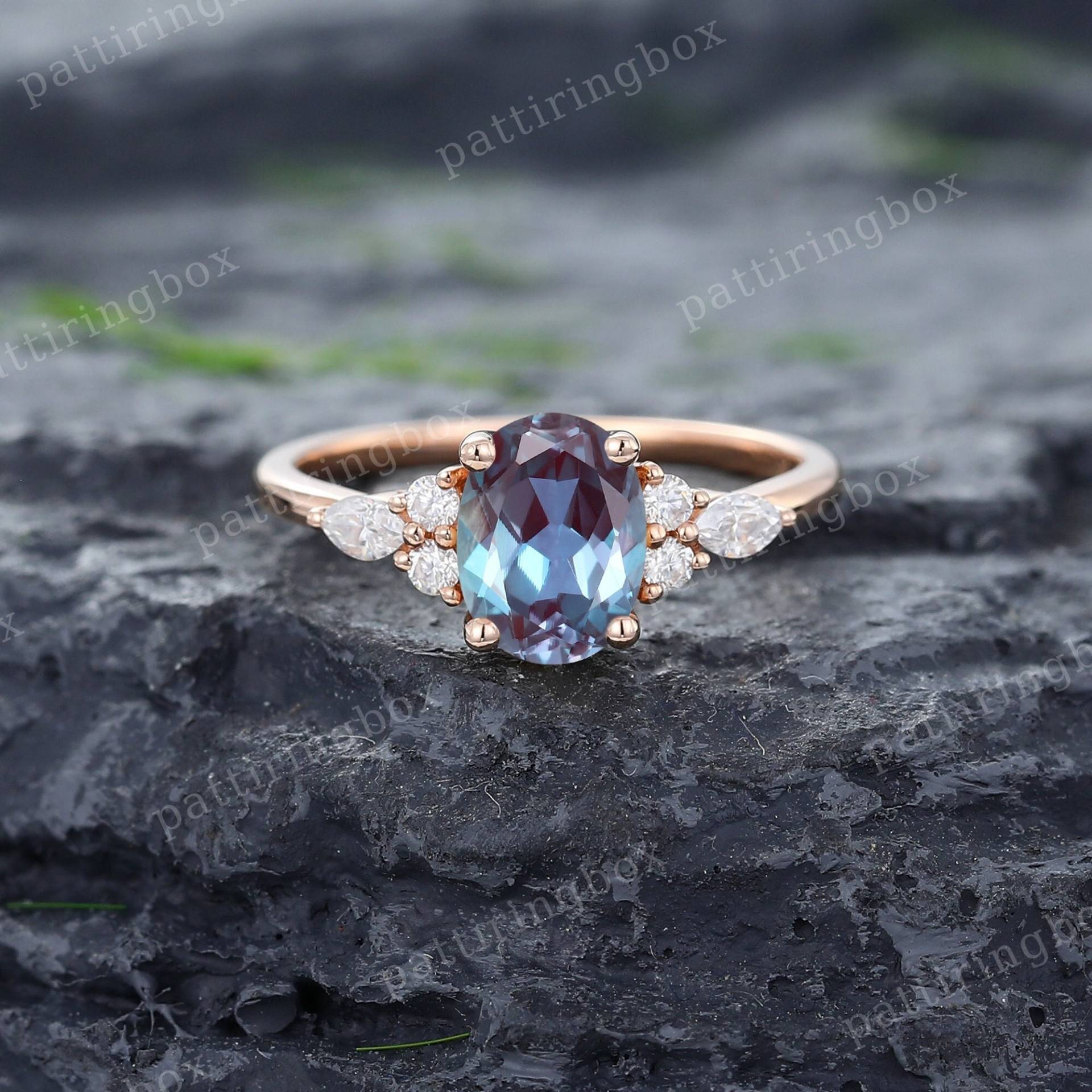 Oval Alexandrit Verlobungsring Vintage Rose Gold Marquise Schliff Diamant Ring Einzigartige Braut Hochzeit Jahrestag Versprechen von pattiringbox