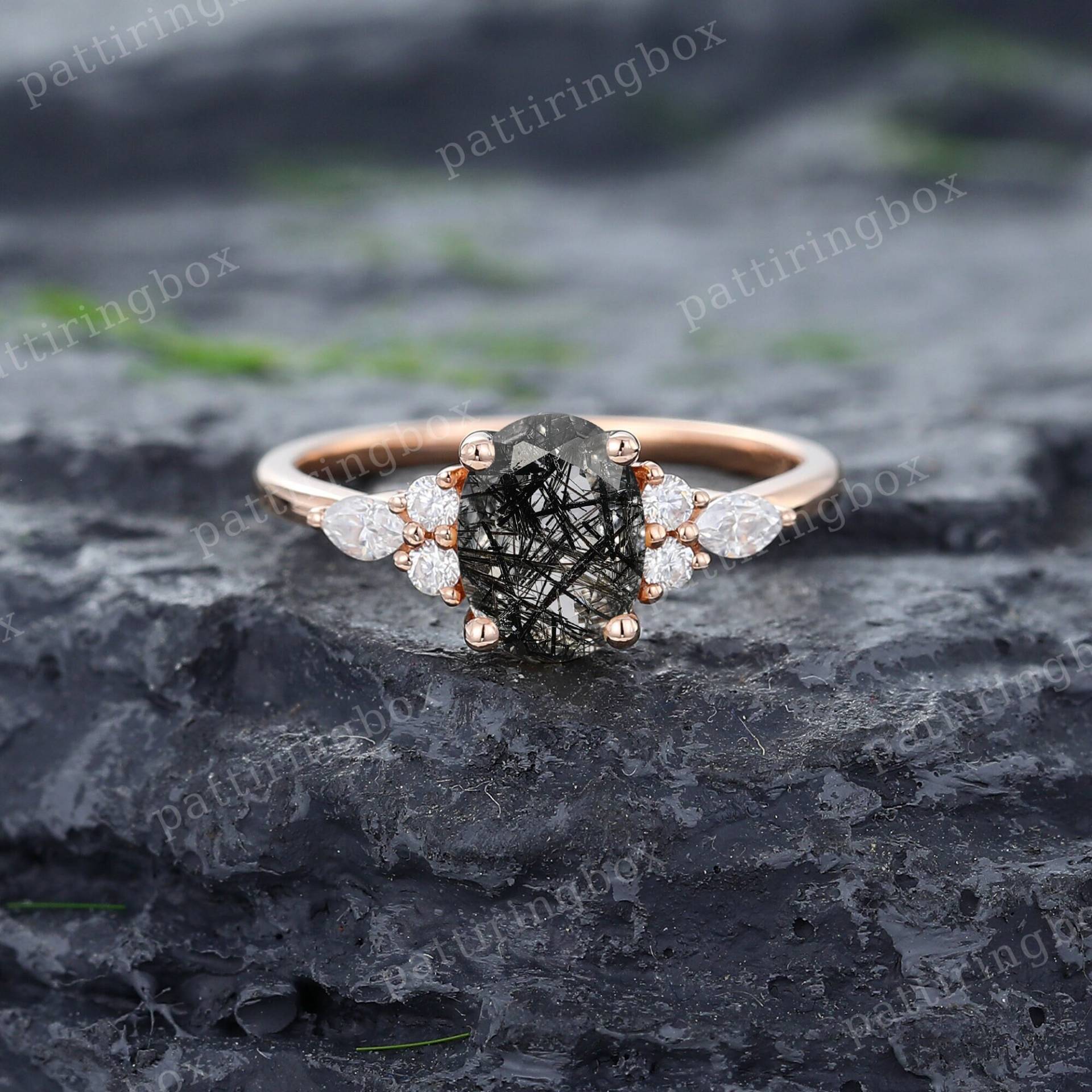 Ovaler Schwarzer Rutilquarz Verlobungsring Vintage Rose Gold Diamant Cluster Ring Einzigartiger Brautjubiläum Versprechen Ring von pattiringbox