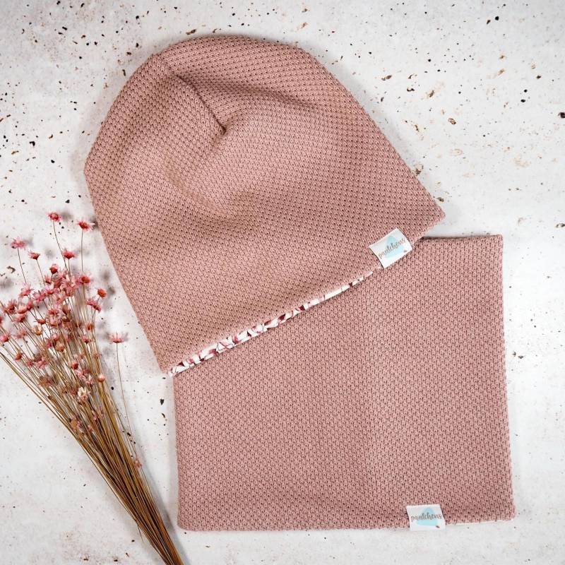 Beanie & Loop Set Für Kinder Und Babys Strickstoff Altrosa Blätter Bordeaux Wintermütze Herbst Mädchen Schal Schlupfschal Beanie & Loop Set Für Kinder Und Babys Strickstoff Altrosa Blätter Bordeaux Wintermütze Herbst Mädchen Schal Schlupfschal von paulchens