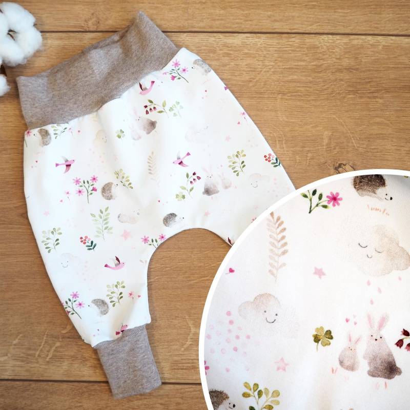 Pumphose Baby Frühling Wolken Hasen Igel Sterne Pink Mädchen Hose Jersey Weiß von paulchens