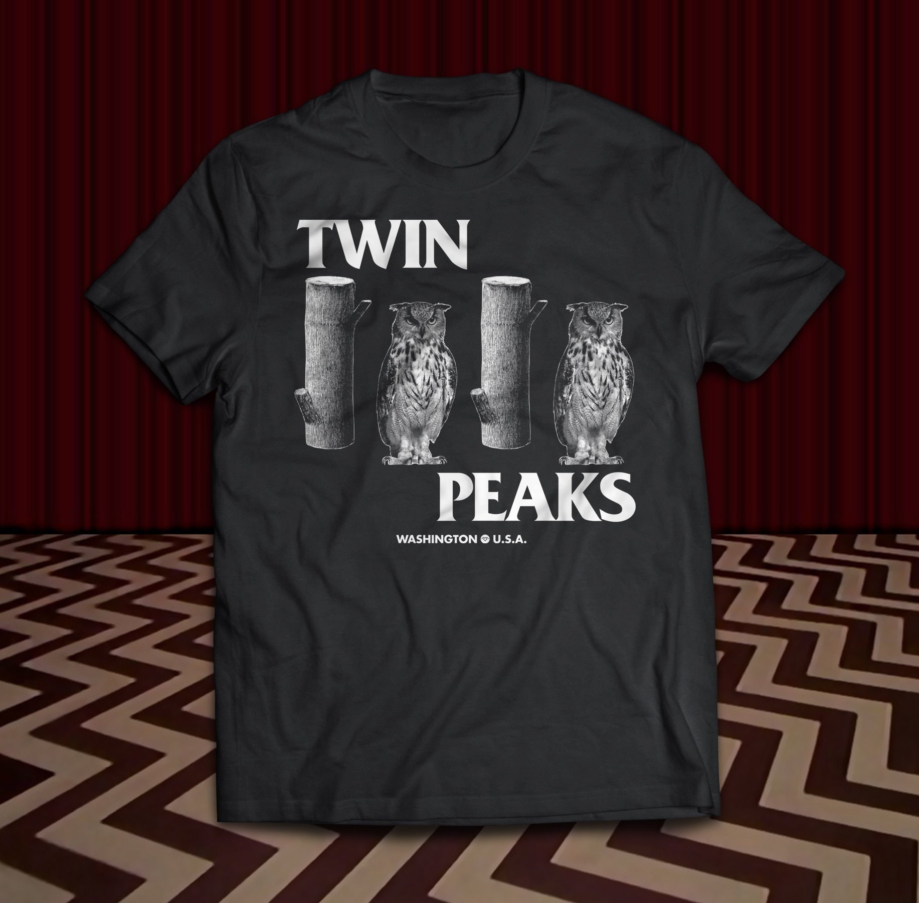 Twin Peaks Washington Flagge Owl Log Kurzarm Unisex T-Shirt von pckpcktco
