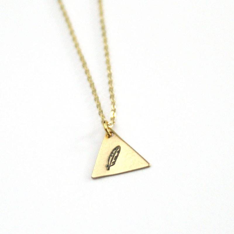 Gold Hand Gestempelt Feder Halskette | Boho Layering Brautjungfer Schmuck Wald Themen Hochzeit Weihnachtsgeschenk von peachtreelane