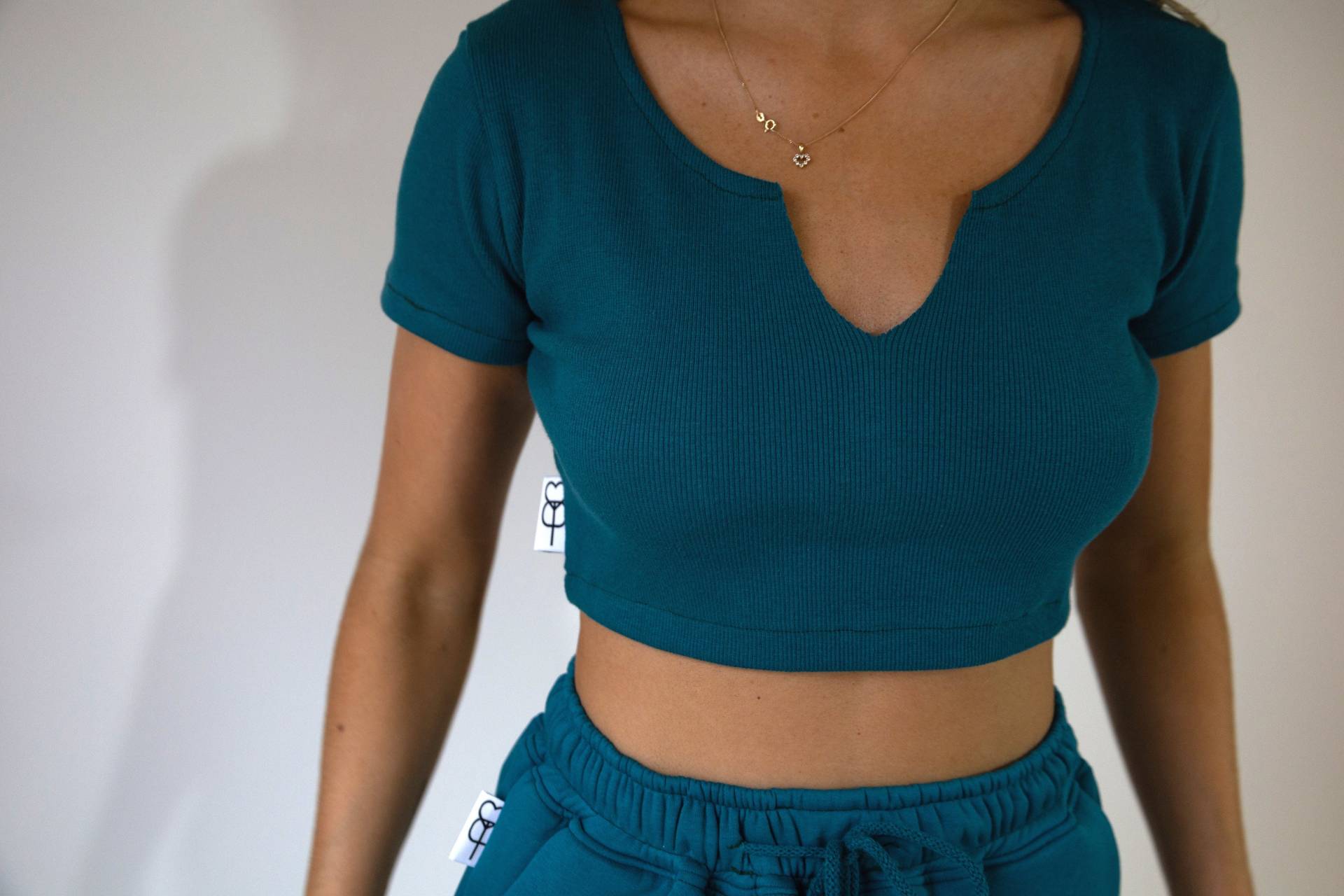 Teal Blau Geripptes Crop Top Kurzarm von peastreetshop