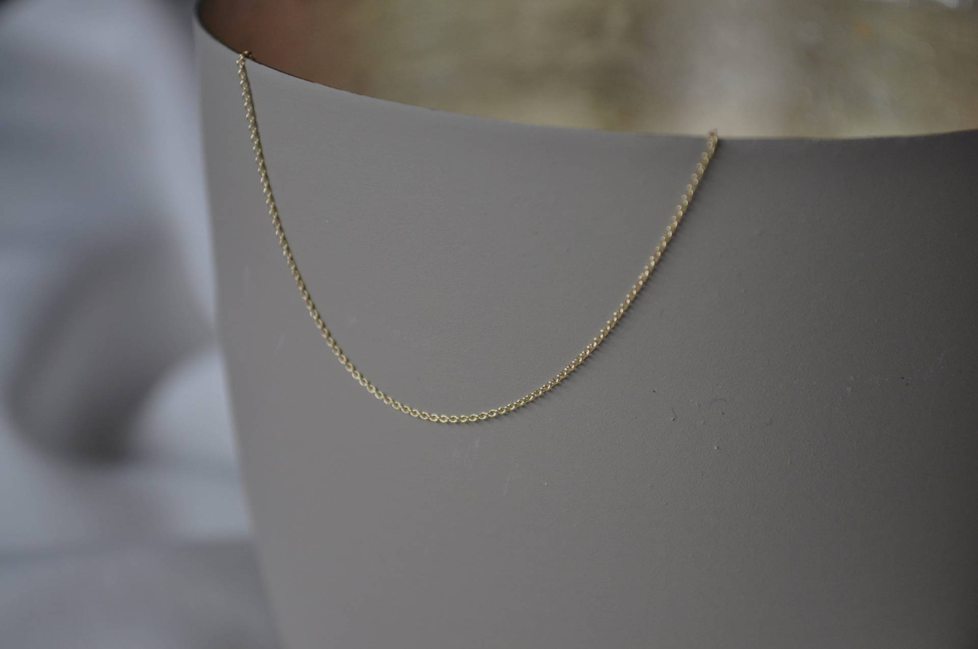 Sehr Feine Kette Kurz Ohne Anhänger | 925 Sterling Silber Vergoldet Nur 0, 50mm Goldkette Einzelkette Sehr Feine Kette Kurz Ohne Anhänger | 925 Sterling Silber Vergoldet Nur 0, 50mm Goldkette Einzelkette von pelyo