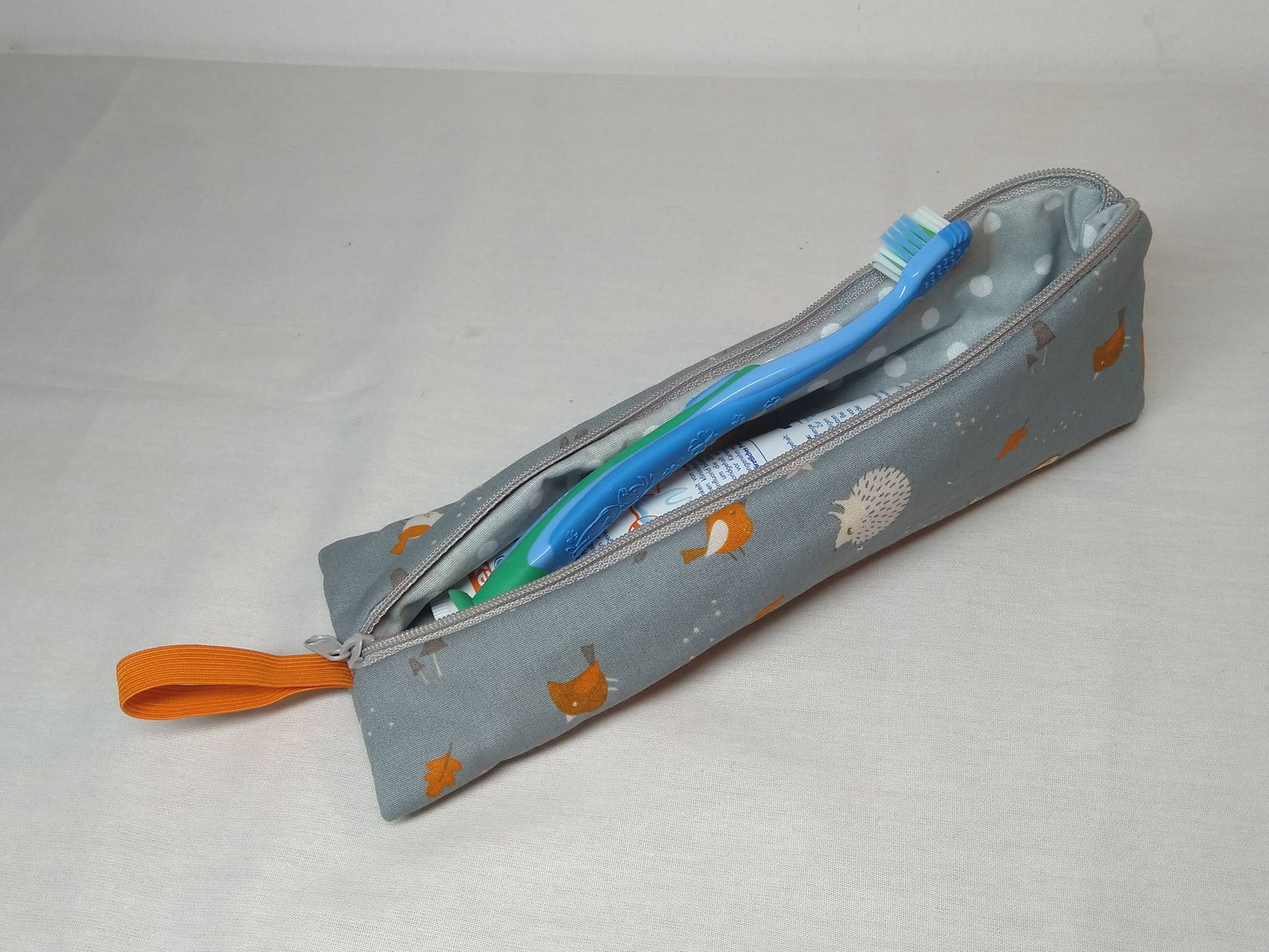 Zahnbürstentasche, Reiseetui, Schminktasche, Krimskramstasche, Stifteetui von peppaKus