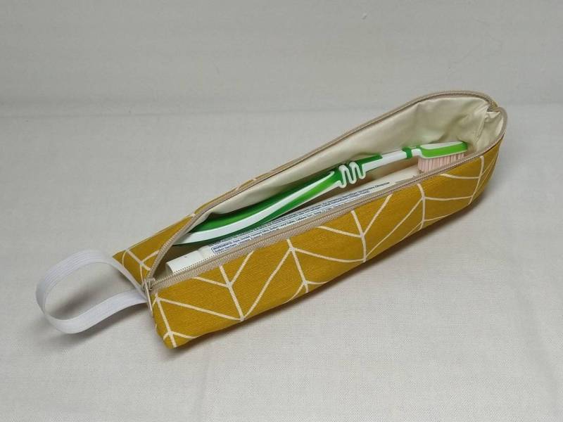 Zahnbürstentasche, Reiseetui, Schminktasche, Krimskramstasche, Stifteetui von peppaKus