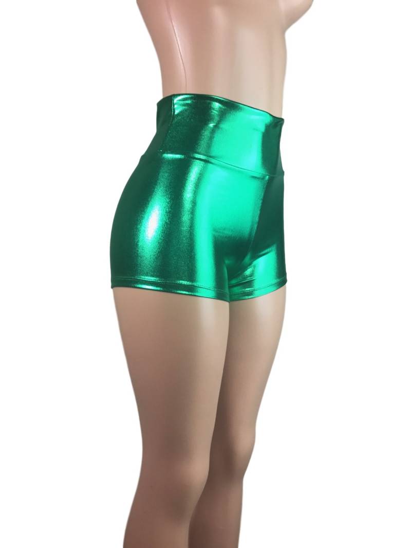 Grün Metallic Booty Shorts Mit Hoher Taille - Club Oder Rave Wear Crossfit Laufen St. Patricks Day von peridotcloth