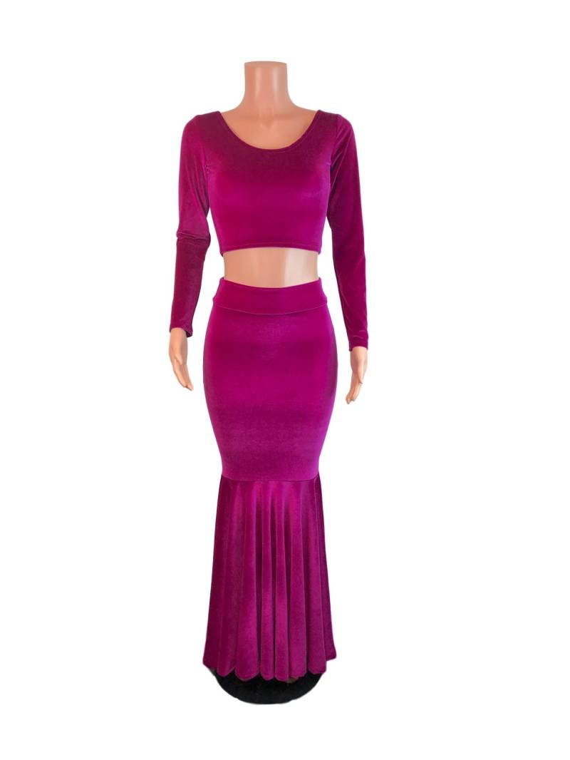 Pink Fuchsia Samt Meerjungfrau Outfit | Glamour Long Fit & Flare Maxirock Mit Hoher Taille Und Langärmeliges Crop Top von peridotcloth