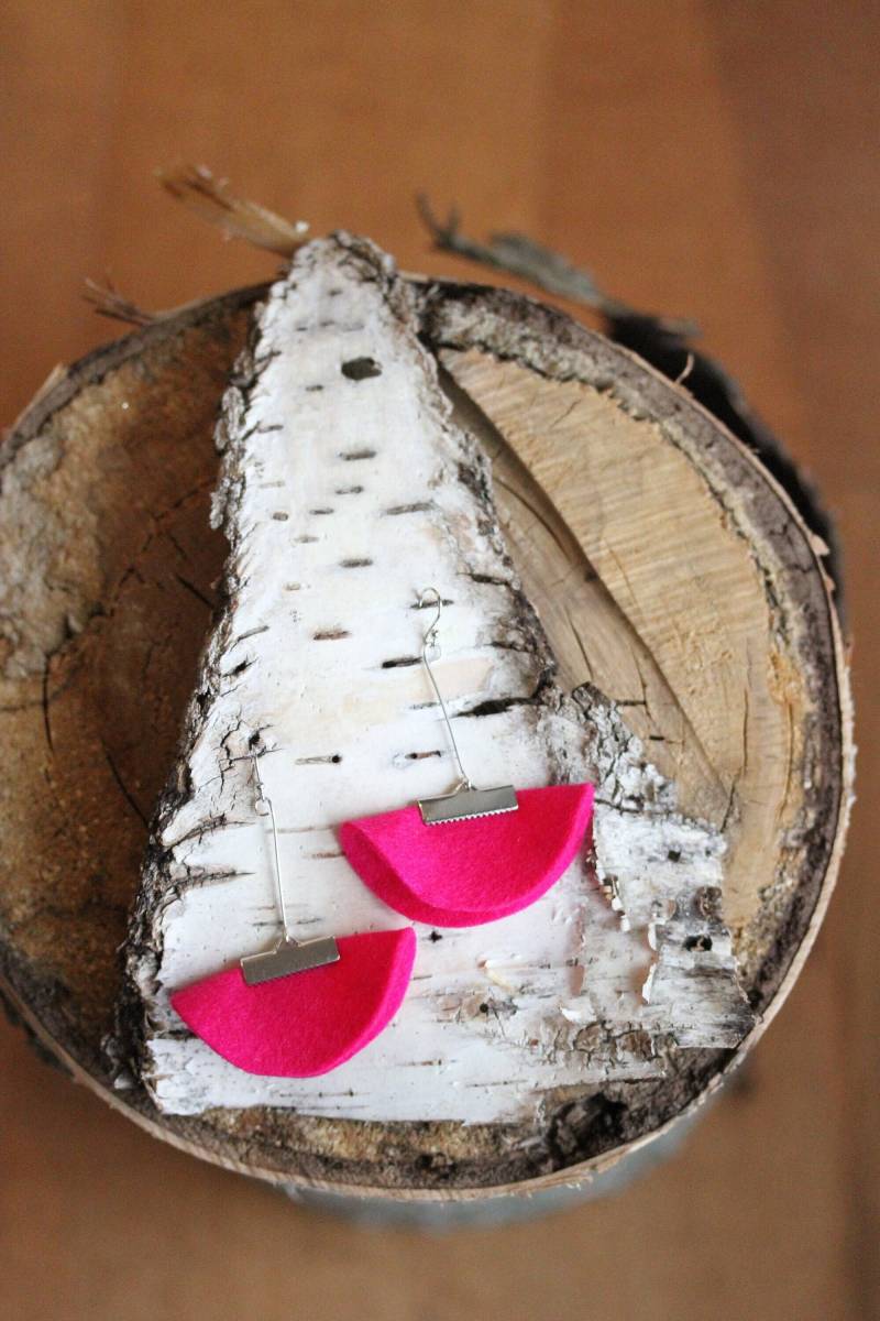 Filz Ohrringe | Rock Form Magenta von periwinklejaneco