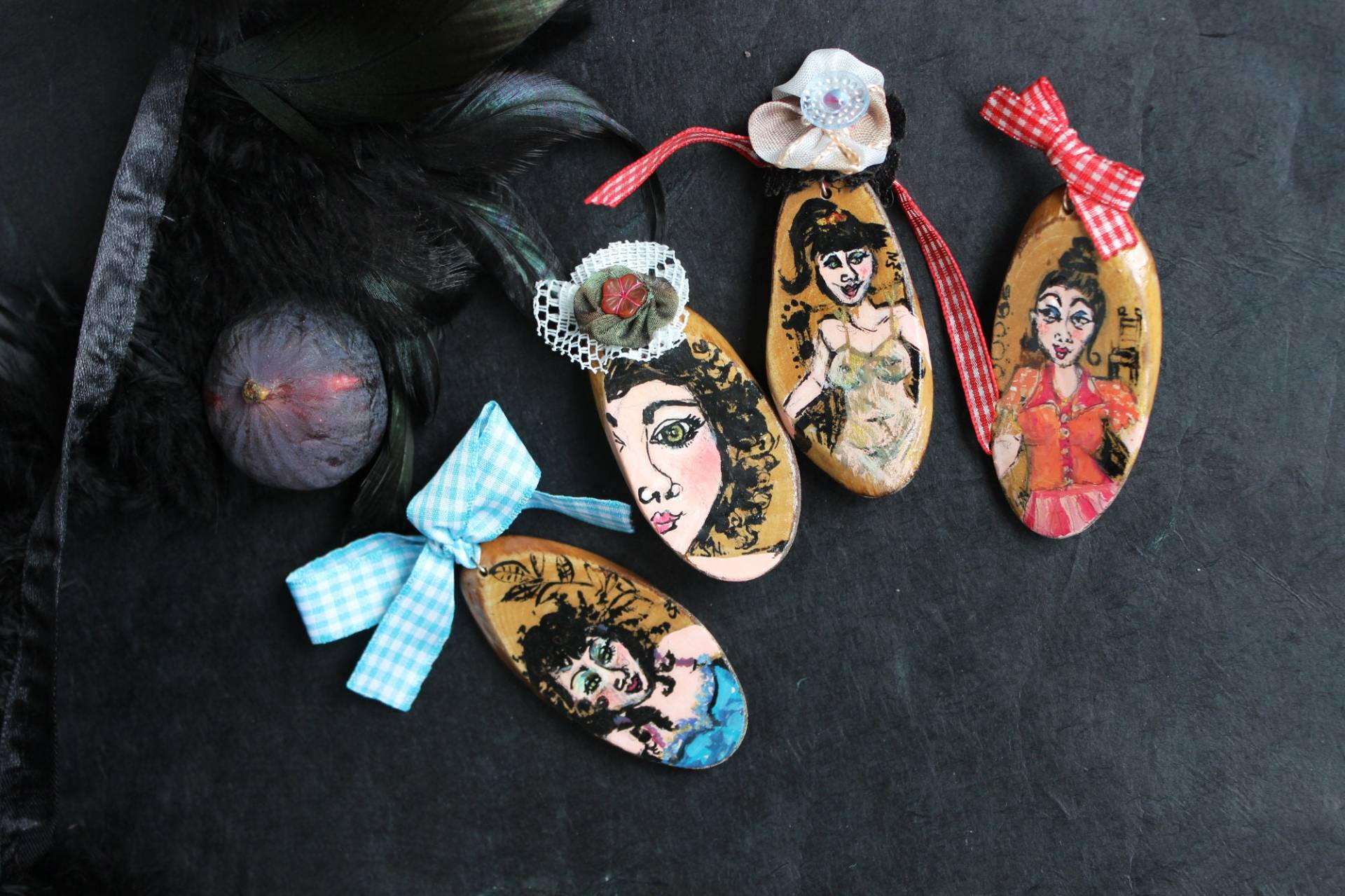 Original Brosche Nadel Dame Malerei Auf Holz 1 Einzelstück Kleine Serie Original Brosche Nadel Dame Malerei Auf Holz 1 Einzelstück Kleine Serie von perlenvielfalterS