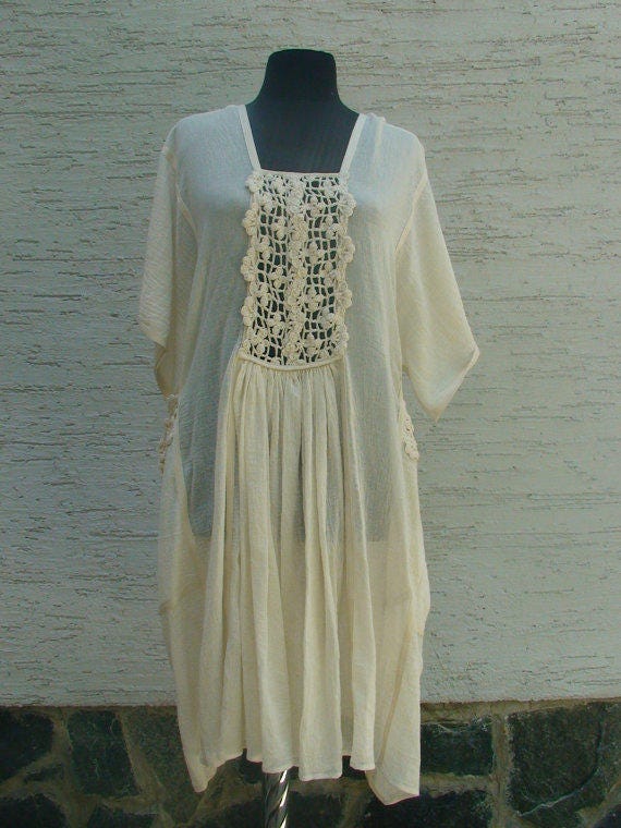 Boho Weiß, Weißer Spitze Kleid, Plus Size Hippie-Brautkleid, Weißes Kurze Kurzarm Sommer Kleid Ethno Kleidung von perotoknitwear