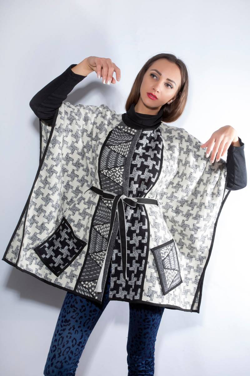 Poncho Cape, Wintermantel, Wollmantel, Cape-Mantel, Wollsachen, Plus Größe Mantel, Übergroßen Kleidung, Kimono Größe, Avantgarde von perotoknitwear