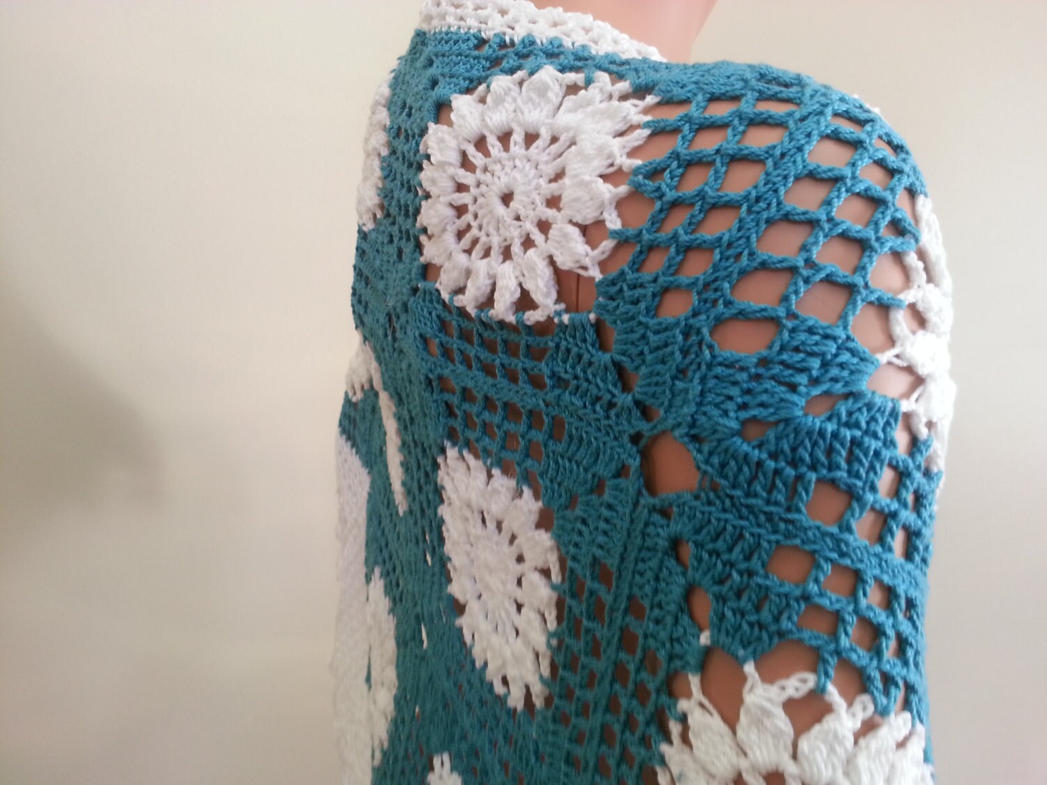 Frühlingstuch. Wunderschön Gearbeitet. Handgefertigt von pescado42