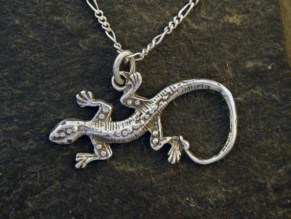 Sterling Silber Eidechse Anhänger An Einer Kette Aus Sterlingsilber von peteconder