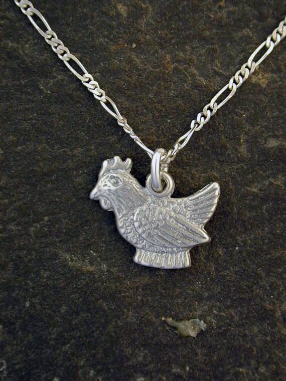 Sterling Silber Henne Huhn Anhänger An Einer Kette Aus Sterlingsilber von peteconder