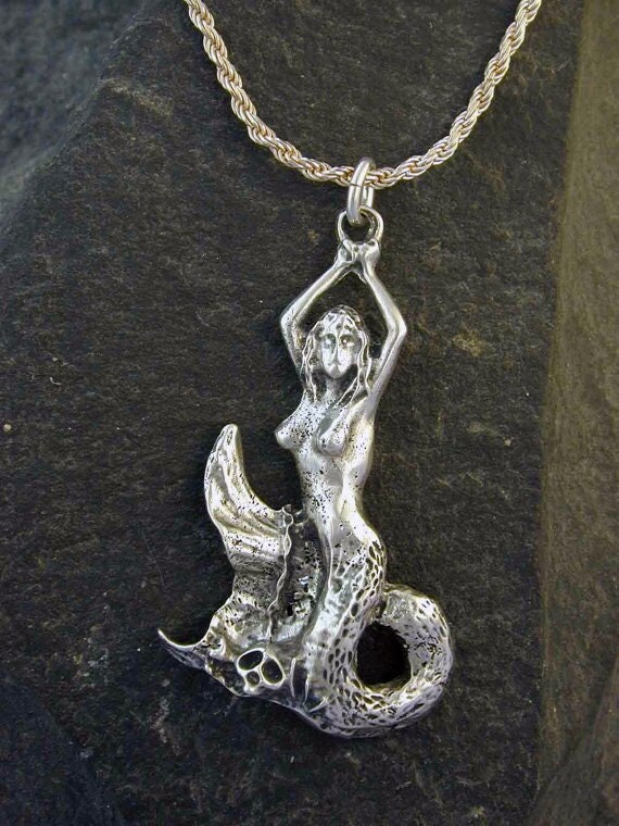 sterling Silber Meerjungfrau Sirene Anhänger An Einer Kette von peteconder