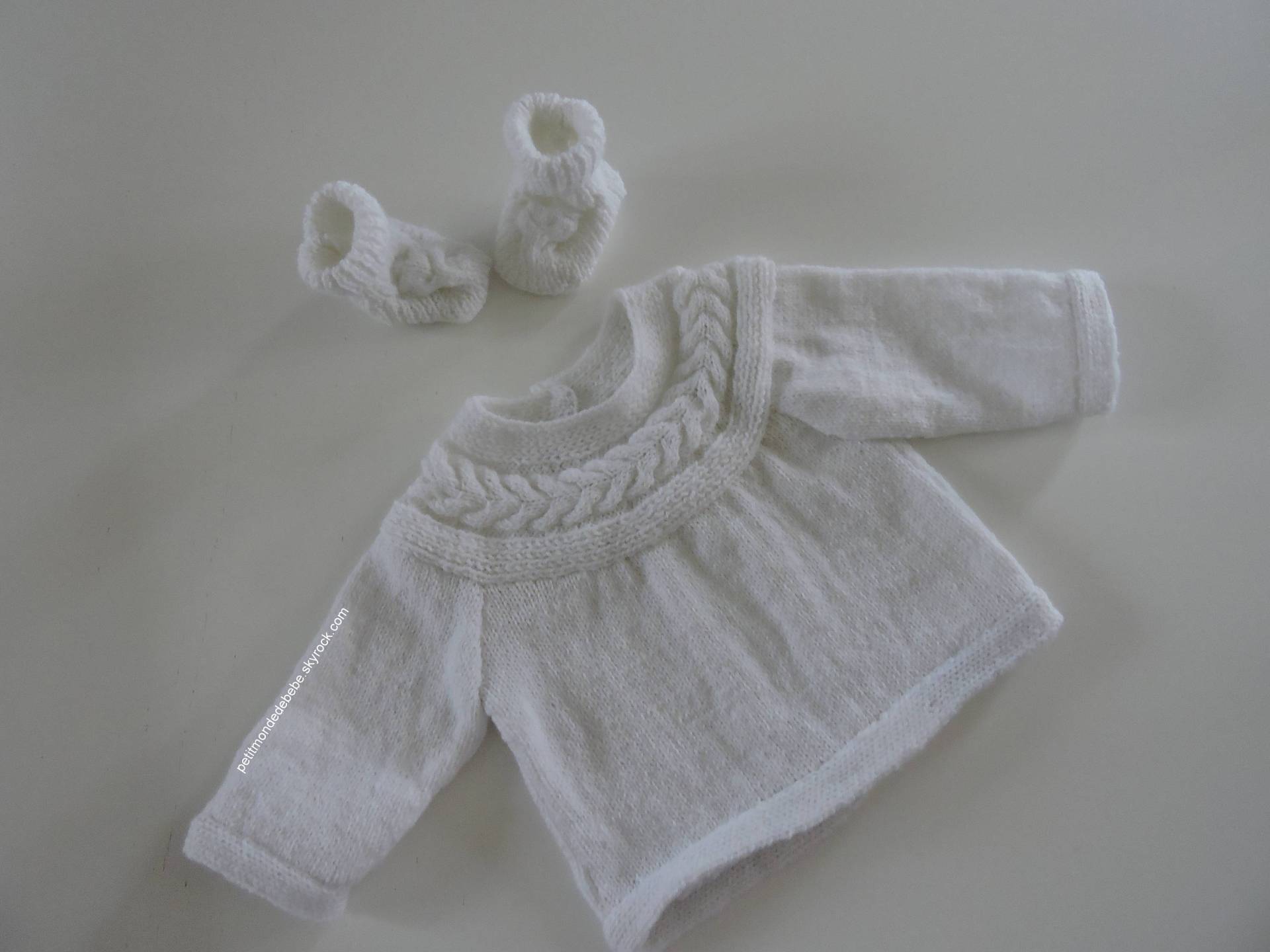 Wolle-Brausatz & Diese Handgefertigten Hausschuhe | Auf Bestellung von petitmondedebebe