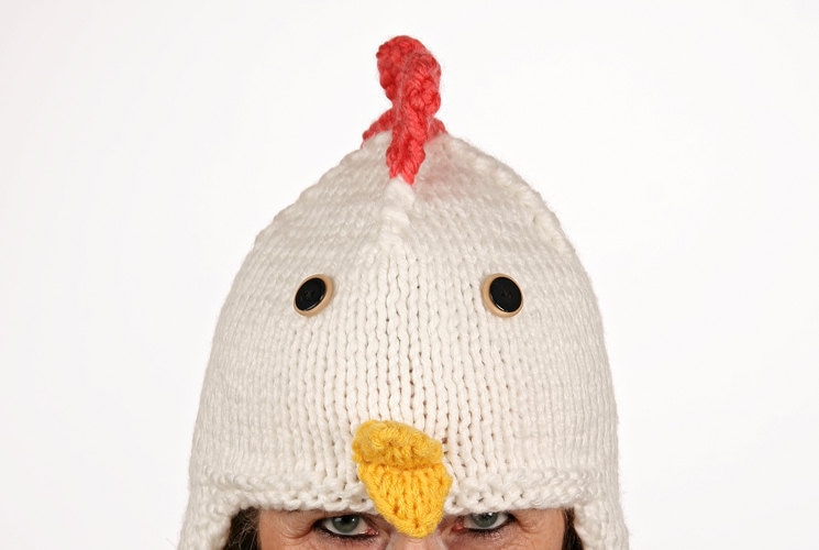 Mützentier Für Kinder - Unikat Handgefertigte Lustige Wintermütze in Hühnchenform von petrashandarbeiten