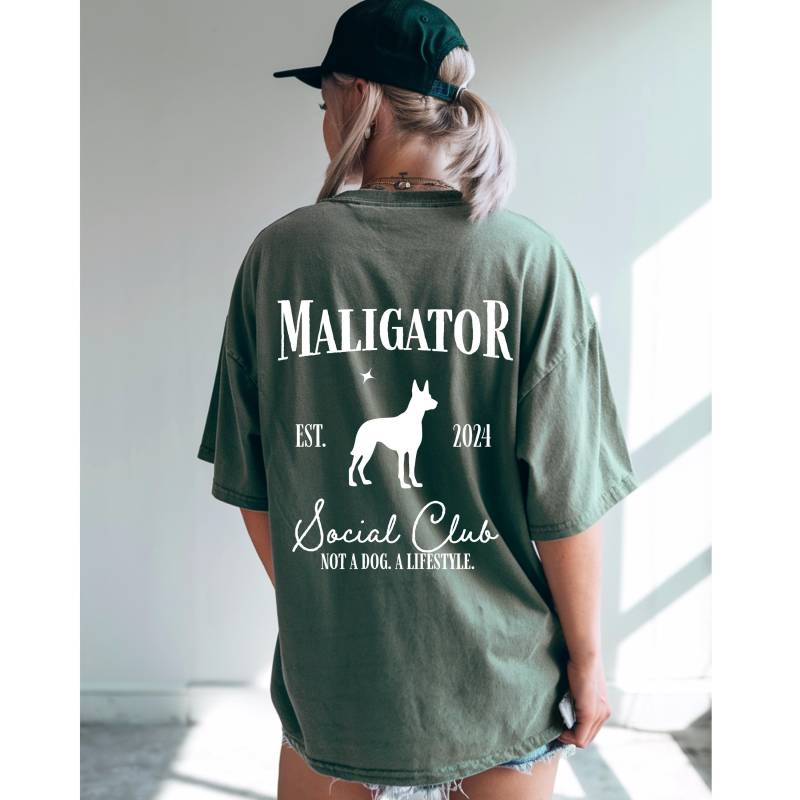 Maligator Social Club Shirt | Malinois Personalisiertes Namensshirt Not A Dog Lifestyle T-Shirt K9 Trainer Geschenk Comfort Colors Maligator Social Club Shirt | Malinois Personalisiertes Namensshirt Not A Dog Lifestyle T-Shirt K9 Trainer Geschenk Comfort Colors von petsters