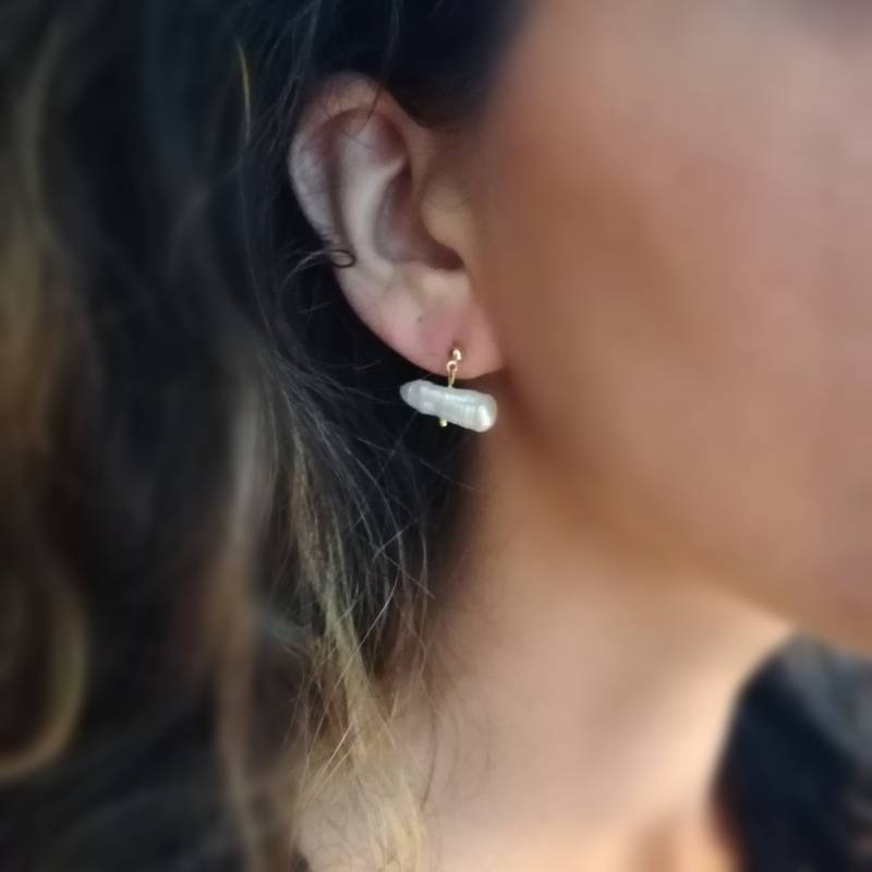 Natürliche Perlen Ohrringe | Goldene Ohrstecker Klein Barockperlen Schlichter Schmuck von pianorden