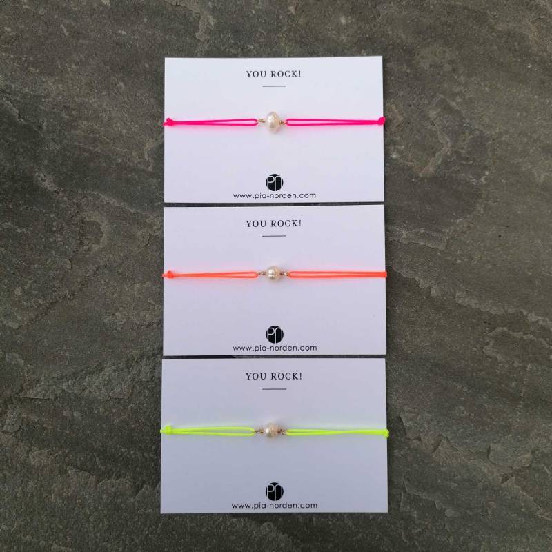 Perle & Gold Armband | Neonpink Neongelb Neonorange Unisex Schmuck Recycelt von pianorden